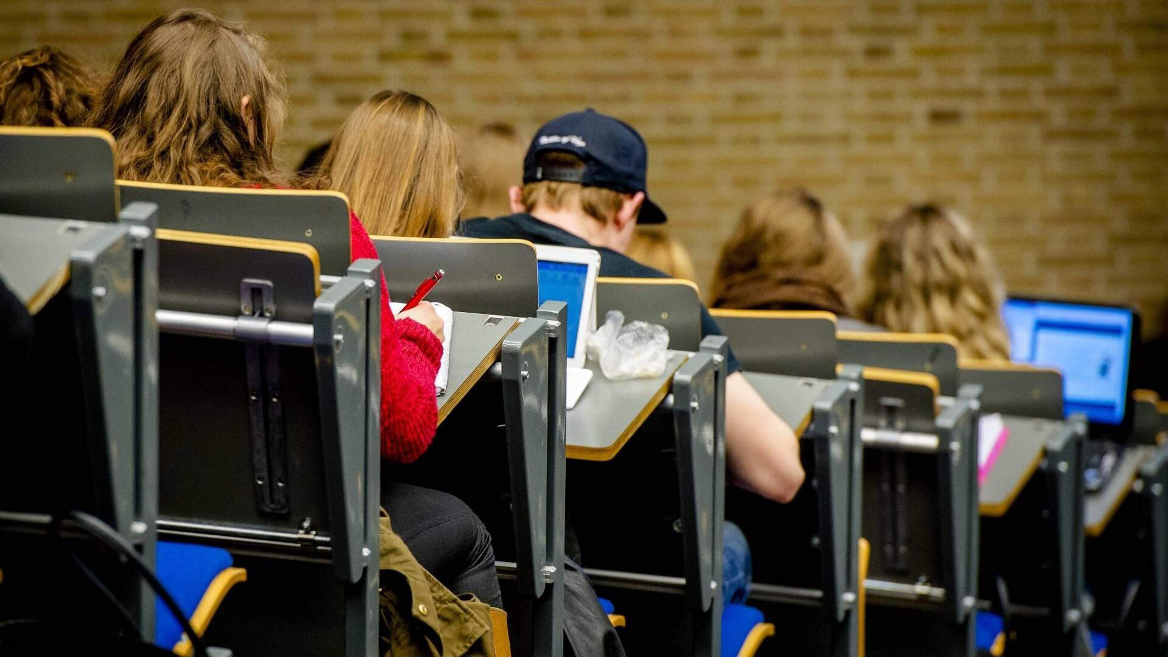 Maximale rente van 2,5 procent op studieleningen niet haalbaar