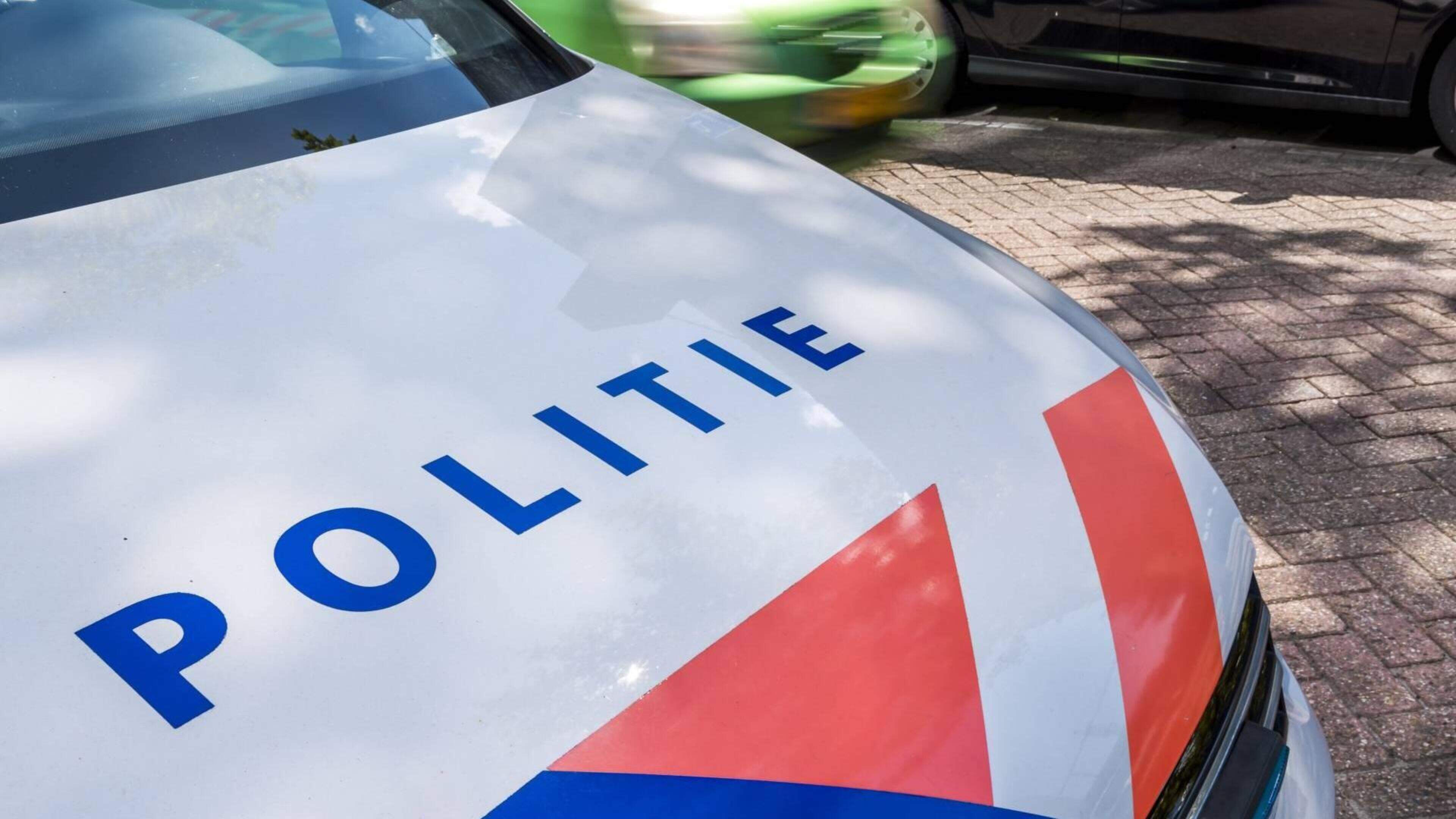 Politie vraagt opheldering over touw met kapotte fles eraan in bos bij Boschoord