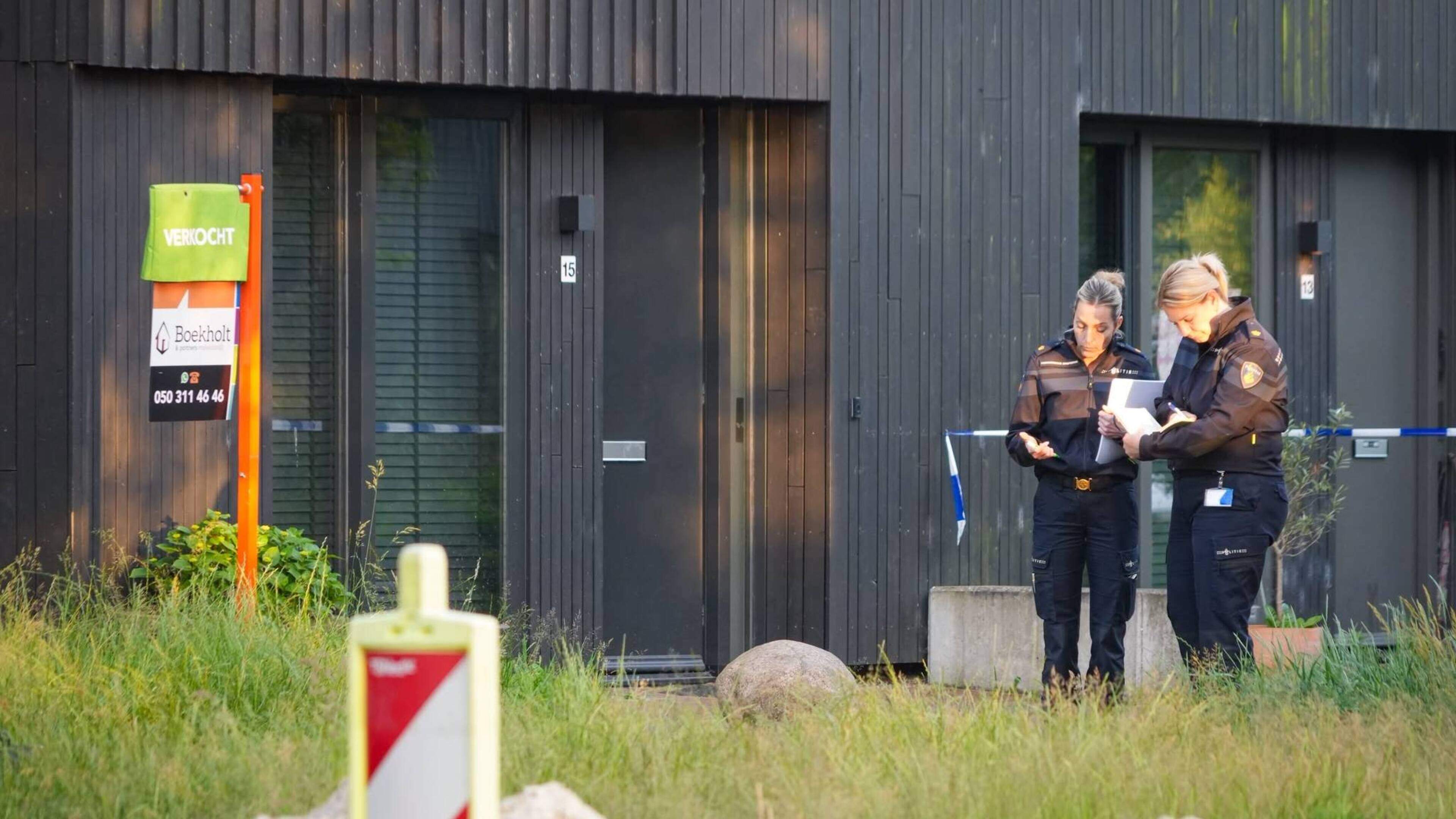 Huis Meerstad vlak voor dubbele moord verkocht. ’Uitzonderlijke situatie. Kun je nog van de koop afz