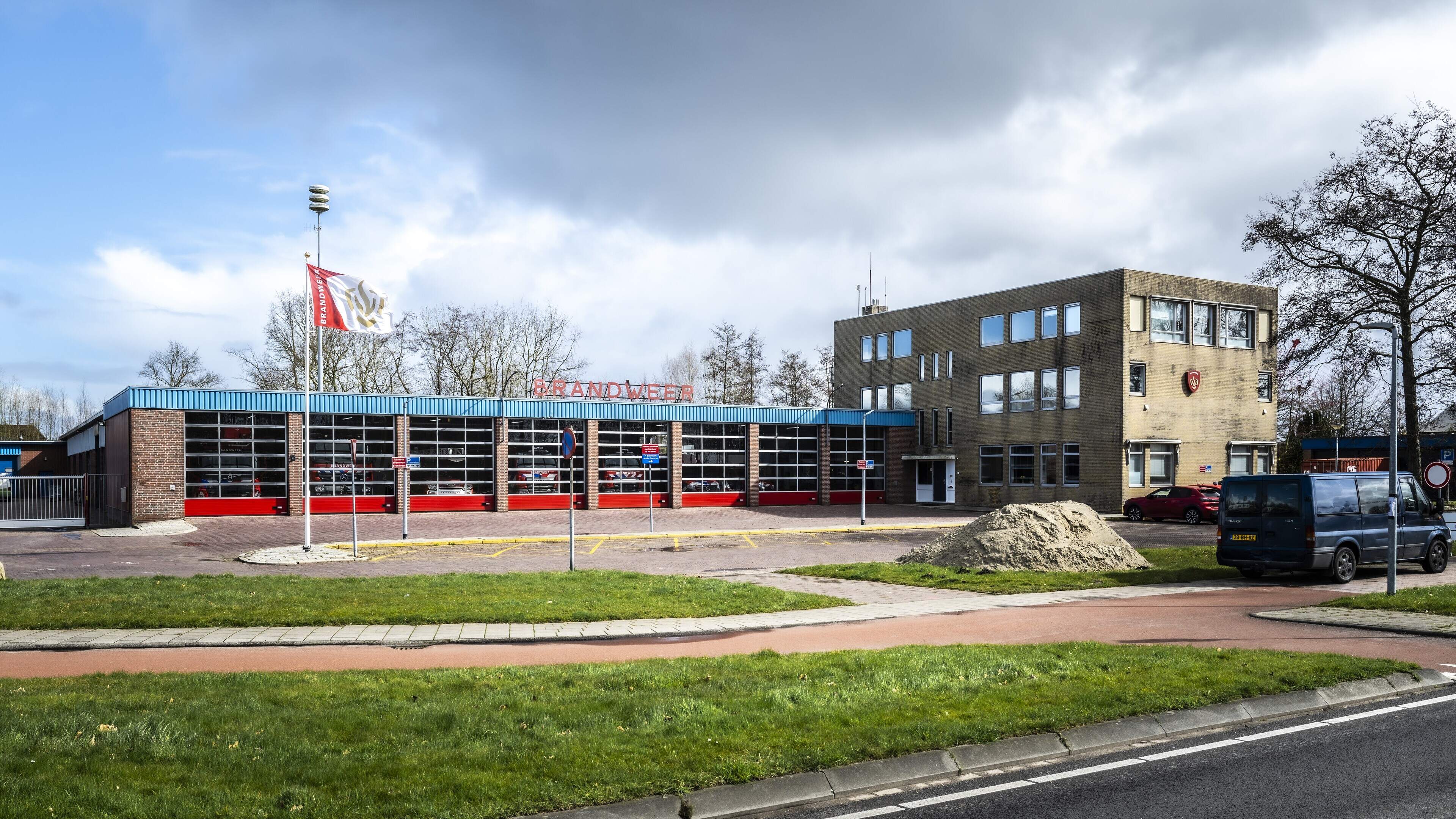 Seksueel getinte berichten aan aspirant-brandweervrouwen: Veiligheidsregio Groningen grijpt in bij j