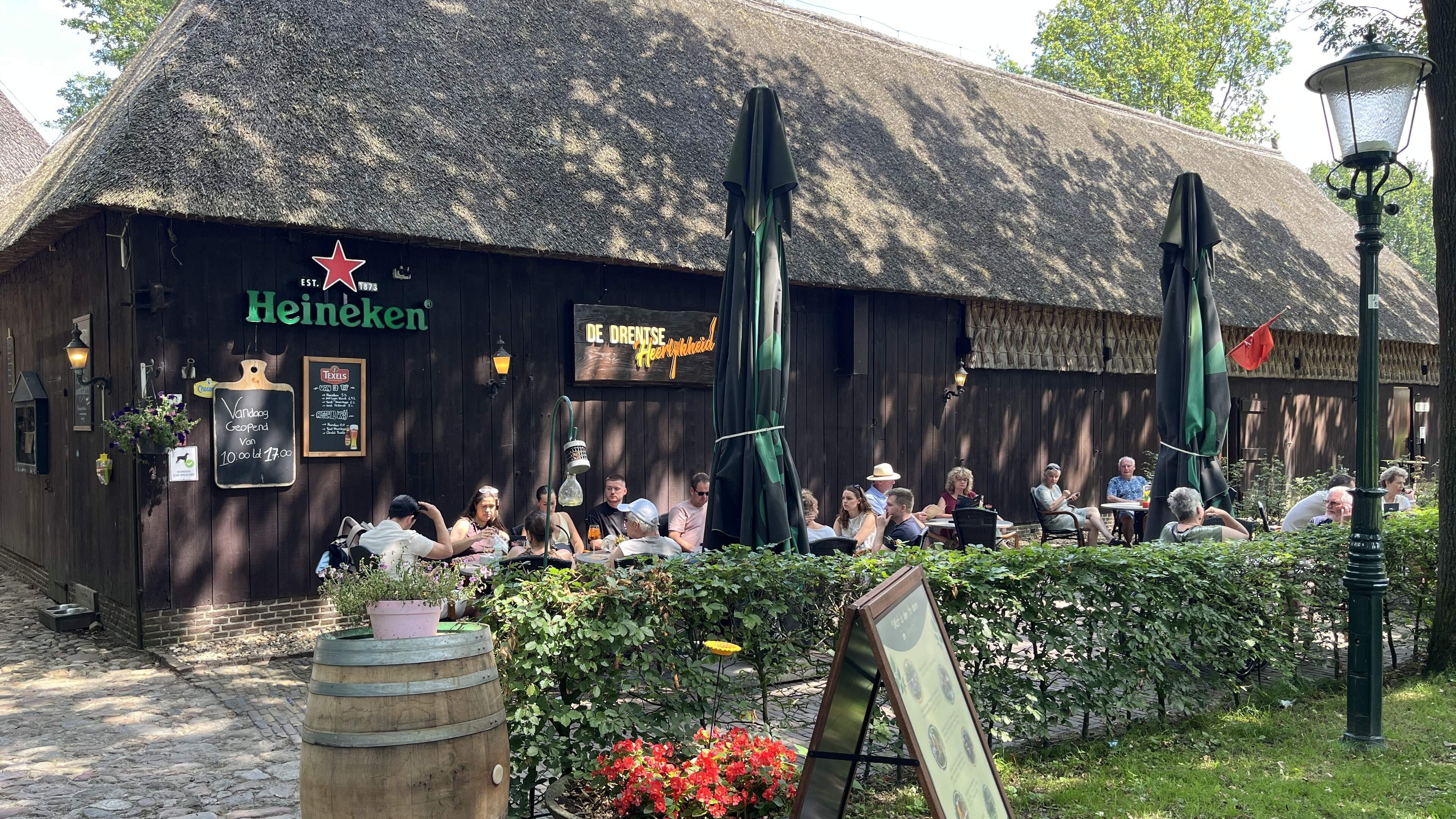Een bezoek aan restaurant De Drentse Heerlijkheid in Orvelte is memorabel. Maar niet per se vanwege 