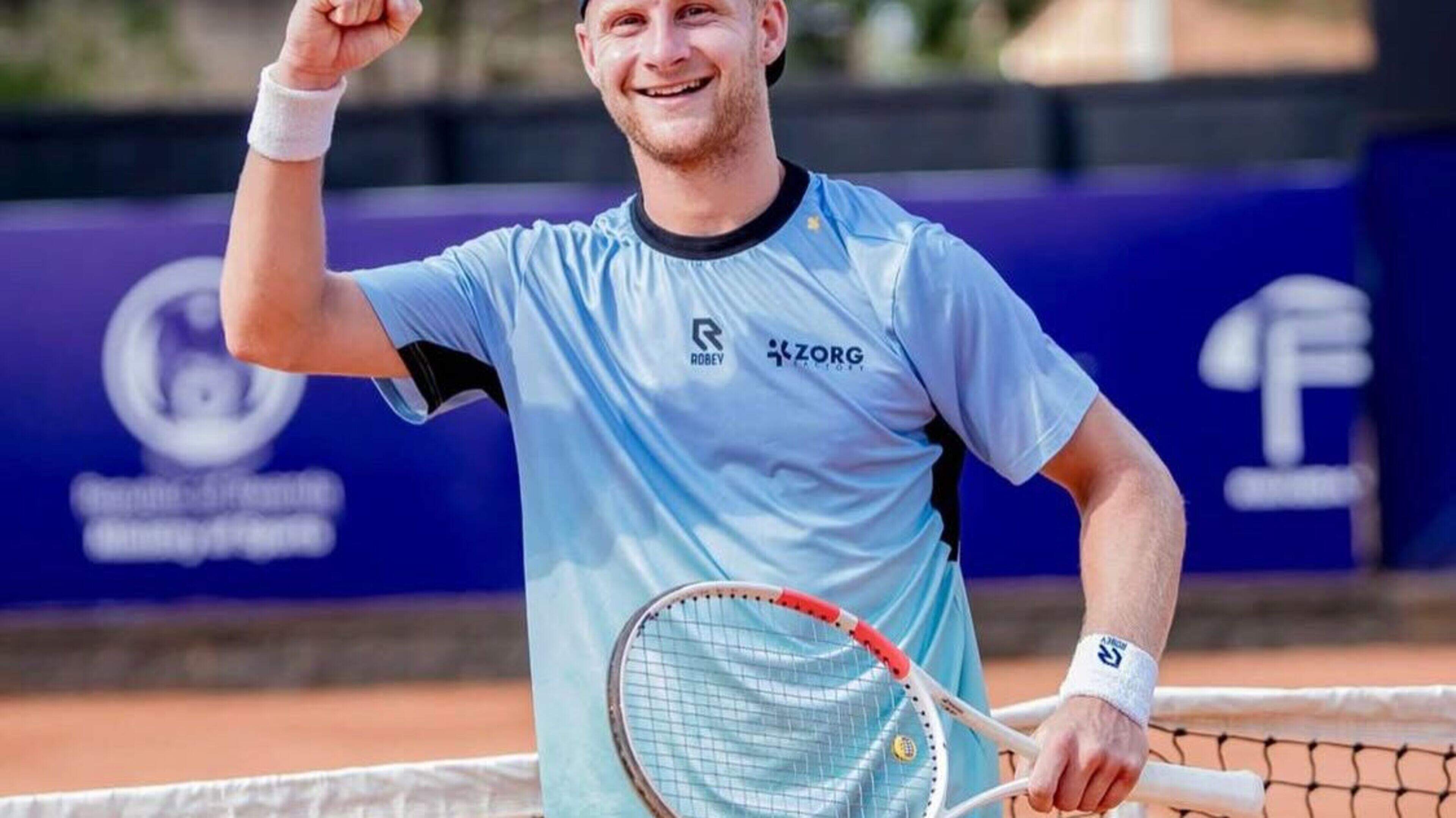 Extra kilo’s helpen tennisser Max Houkes uit Sleen aan toernooizege in Rwanda, Jasmijn Gimbrère uit 