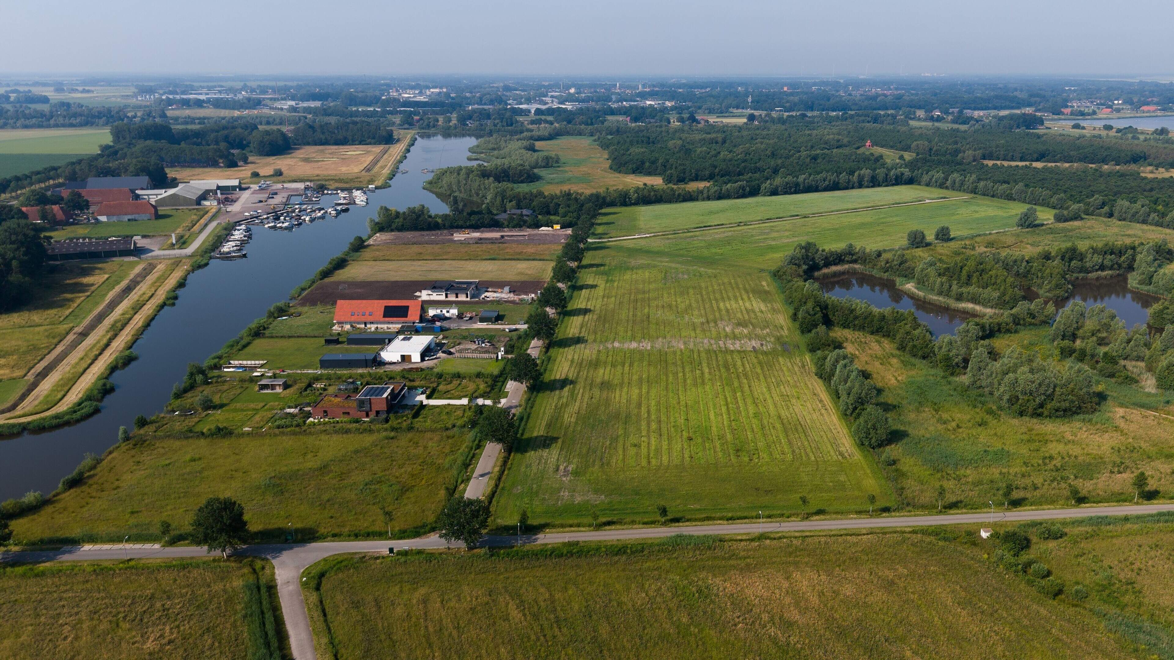 Bewoners Blauwestad boos over nieuwe kleinere kavels. ‘Weg rust, weg exclusiviteit’