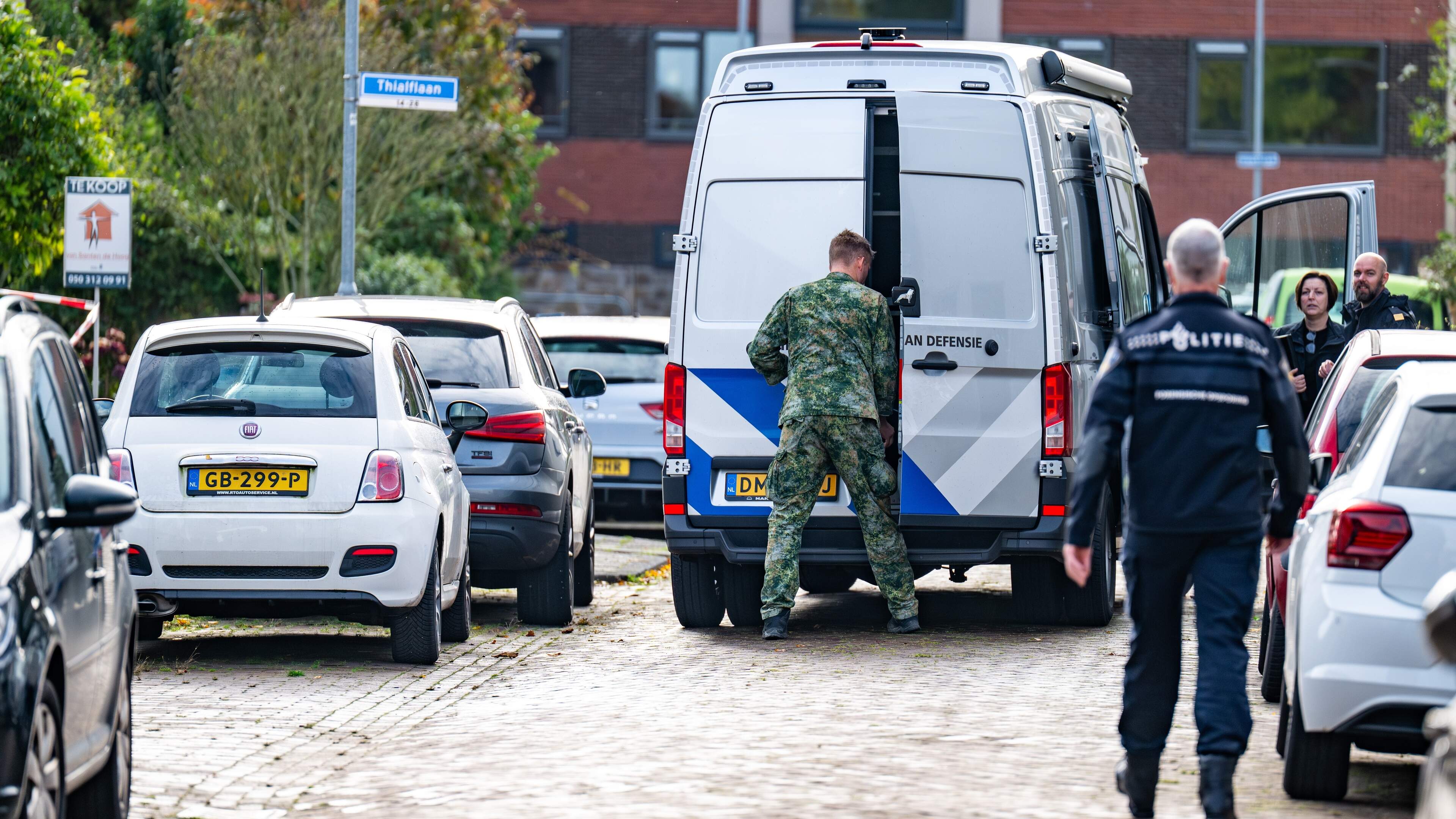 Man (35) hoort vier jaar cel voor aanslagen in Veendam en Baarn