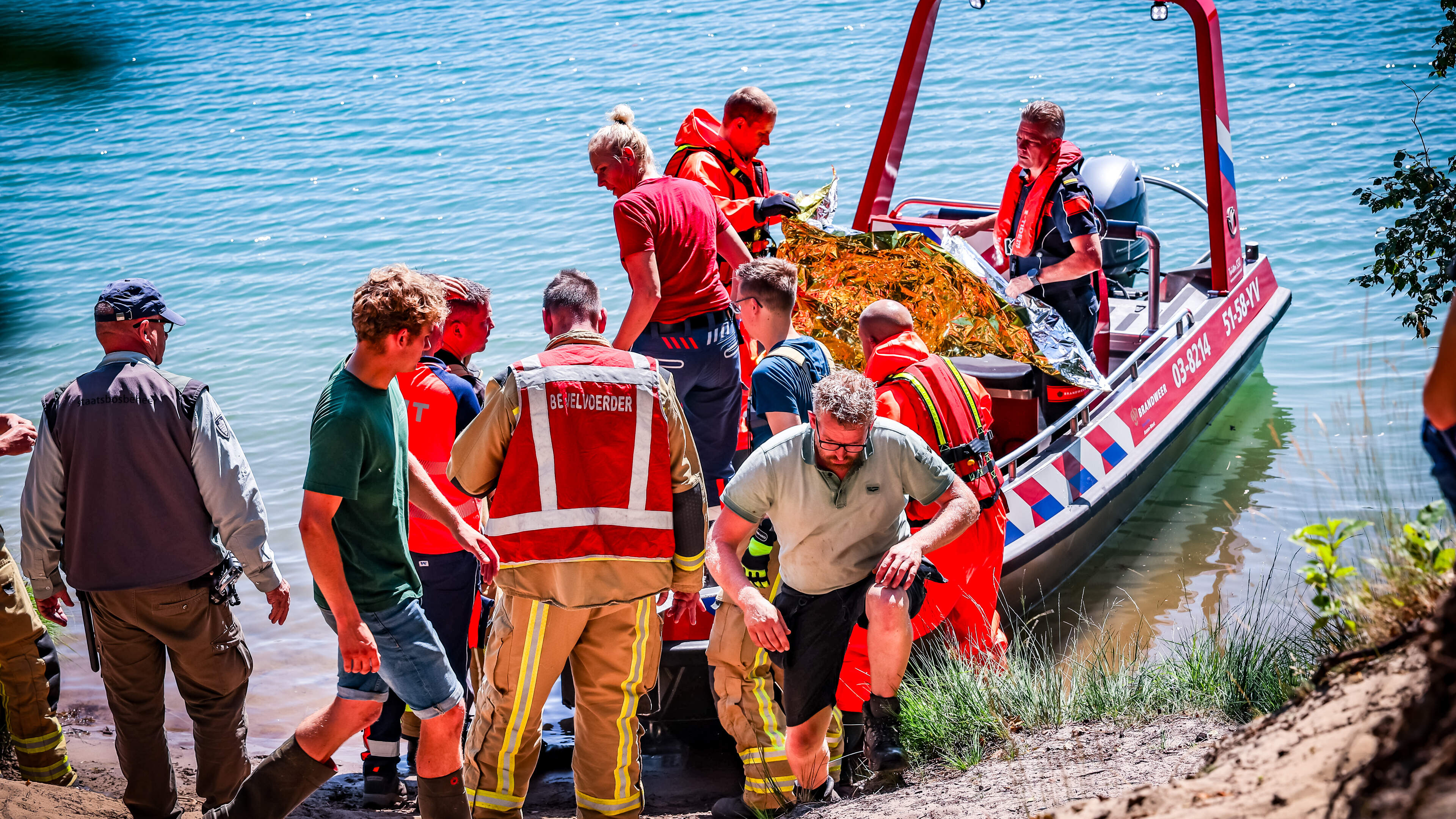 Ongeval op het water bij het Blauwe Meer in Dwingeloo, rotonde Korreweg in Groningen vanaf 20 juli a