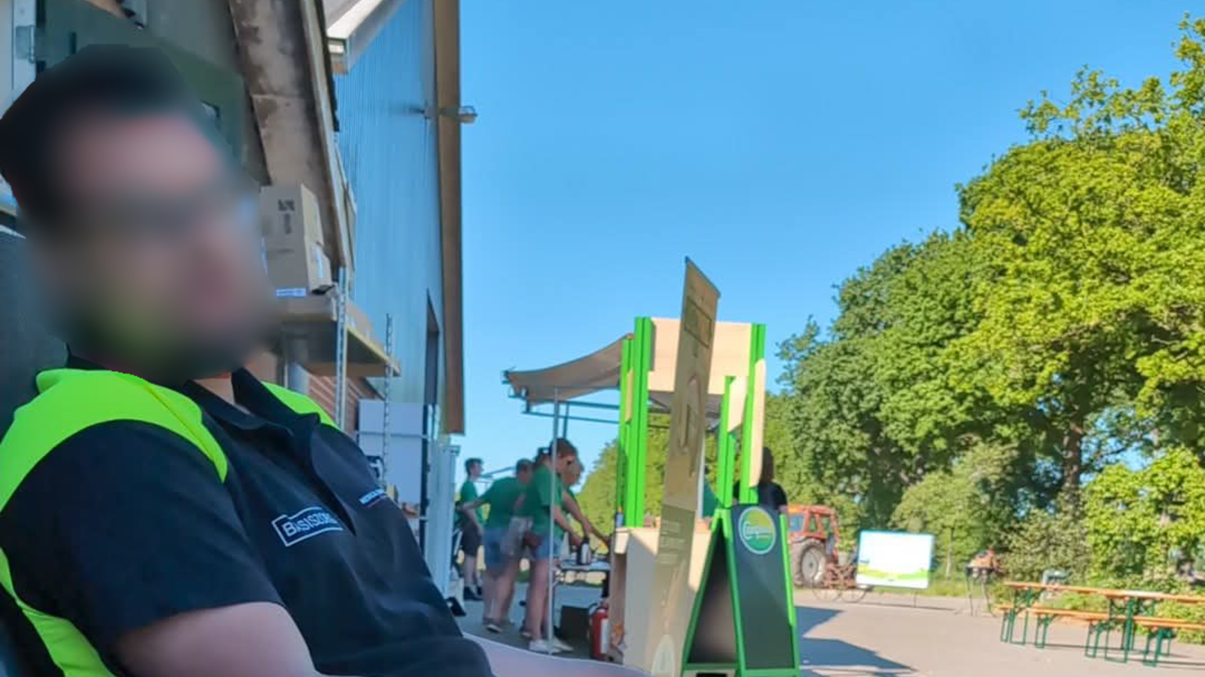 Nep-ambulancebroeder meldt zich bij Red Bull-evenement als ’medewerker Veiligheidsregio’