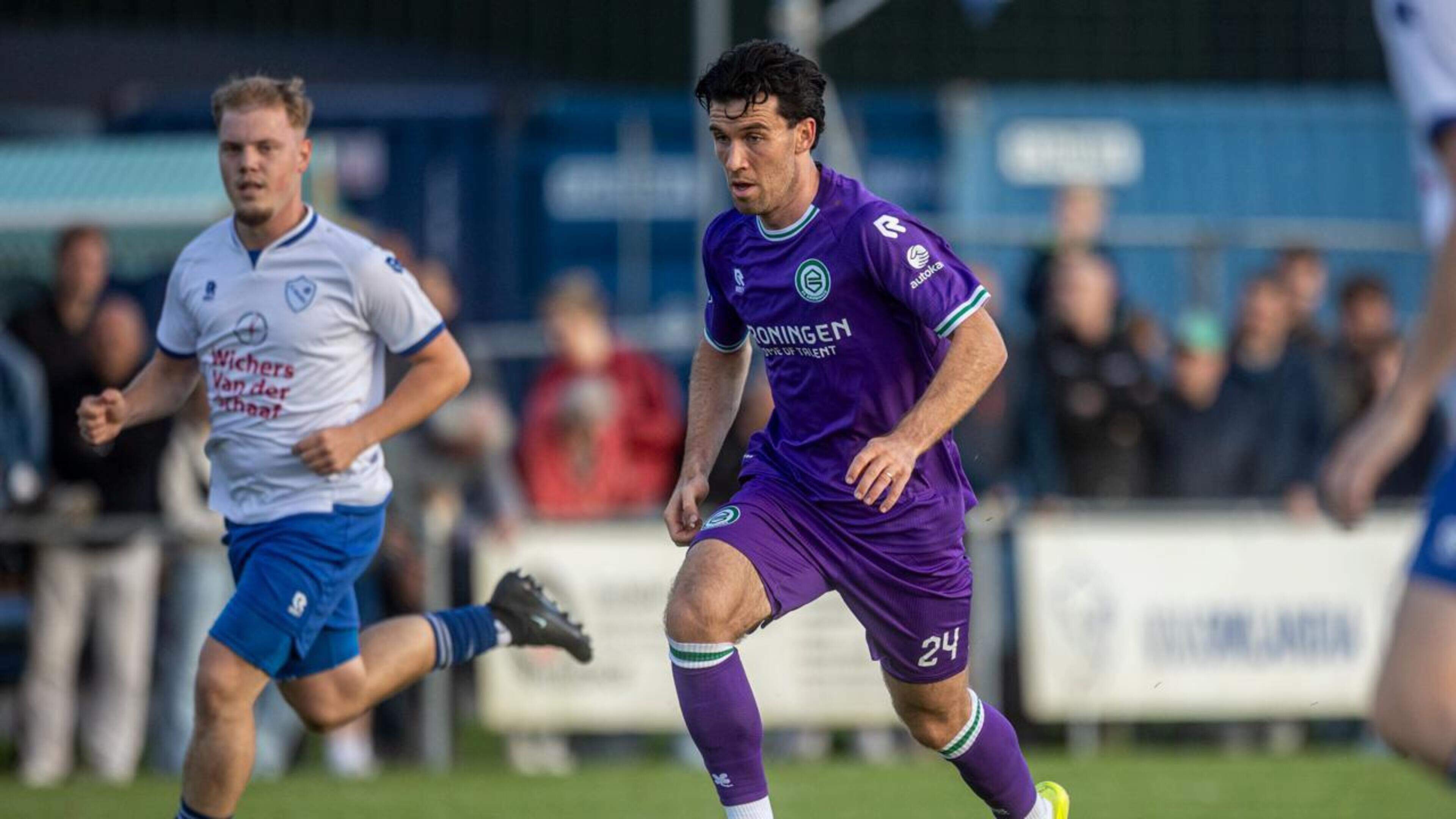 Pelle Clement geeft visitekaartje af bij FC Groningen. ’Fijn om in een nieuwe omgeving te zijn’