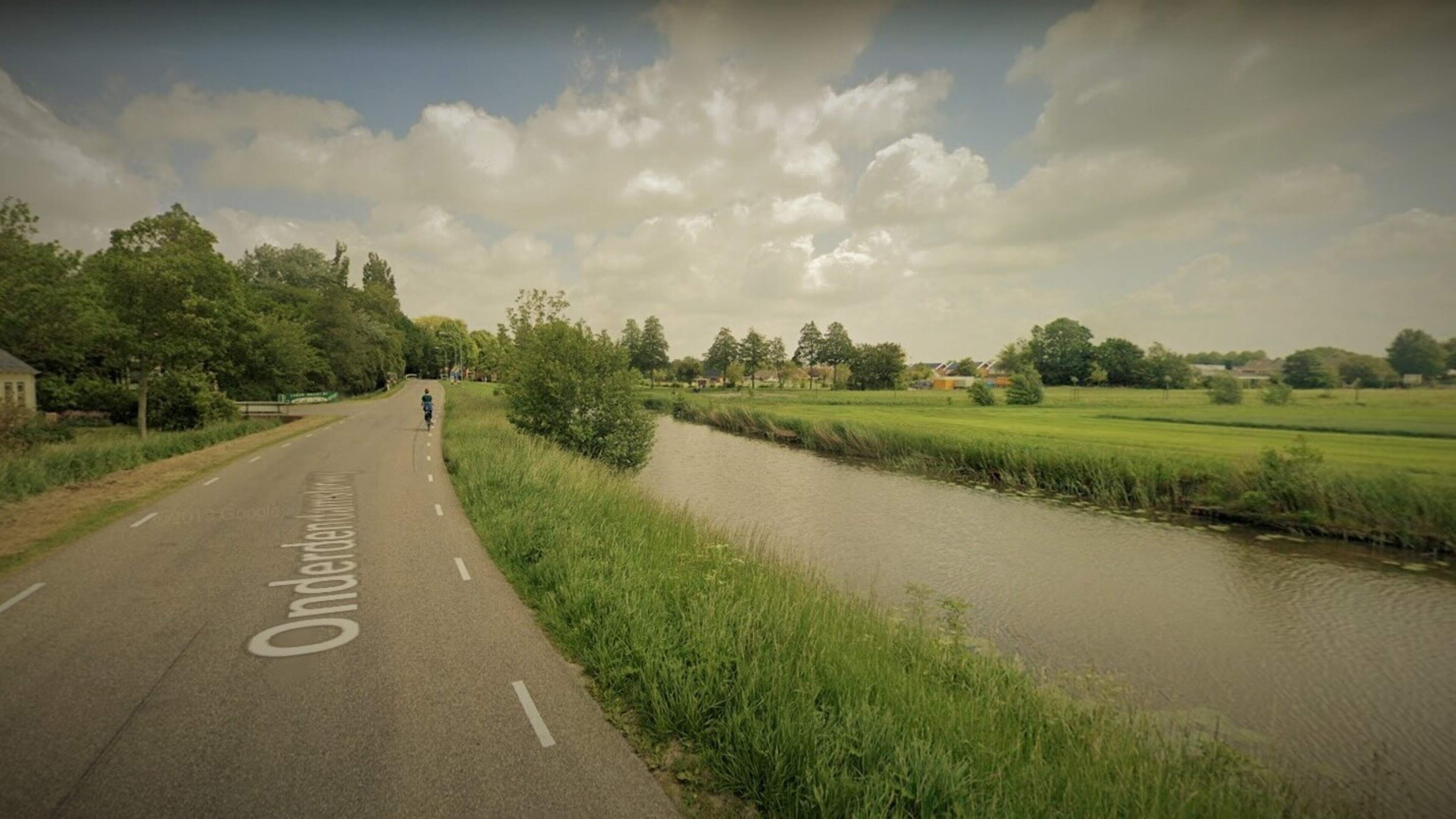 Nieuwsoverzicht 26 juli 1945: Zes doden bij auto-ongeluk Middelstum