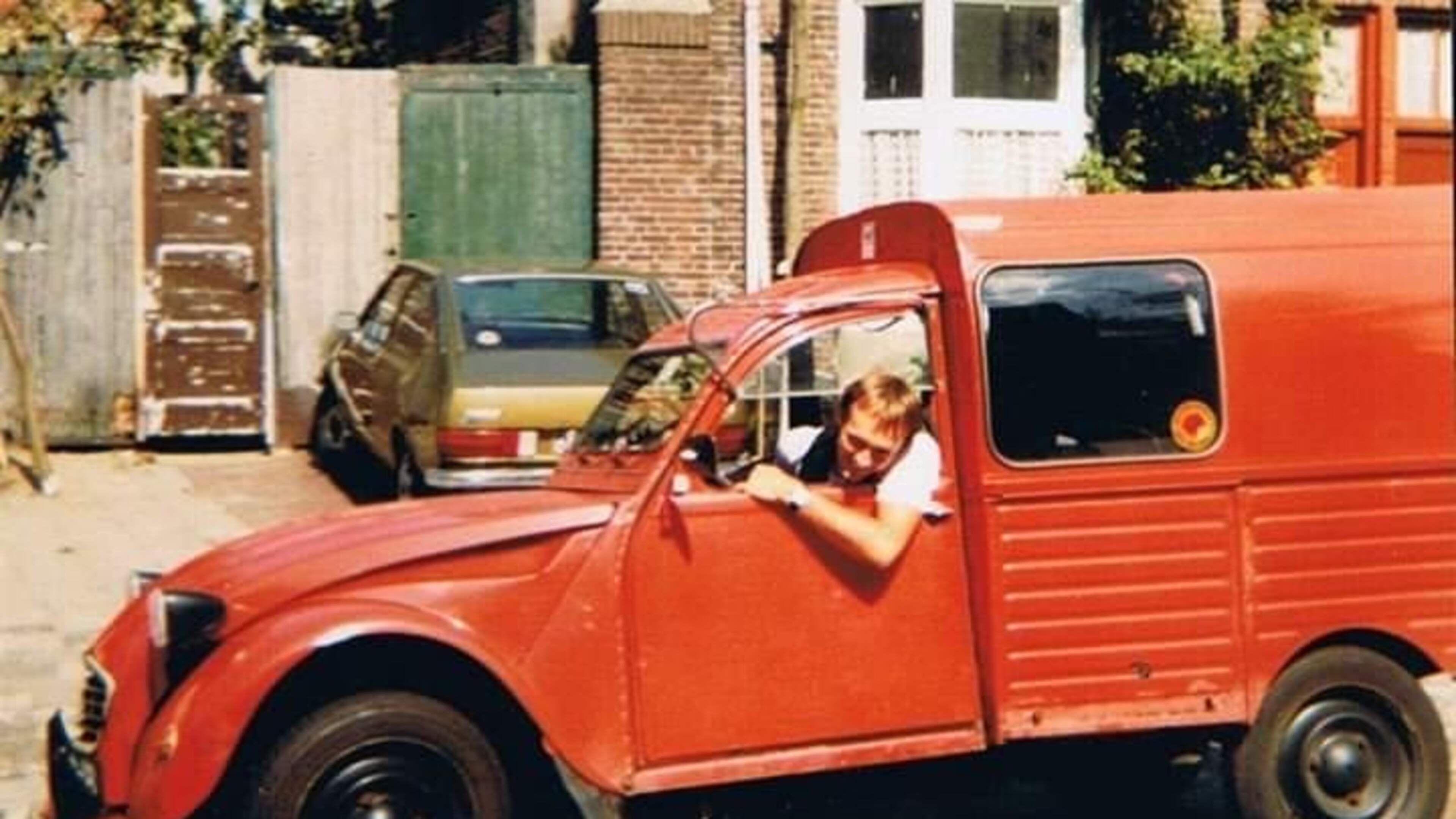 Hoeveel mensen passen er in een Eend bestel? Lout uit Noordbroek vestigde een record