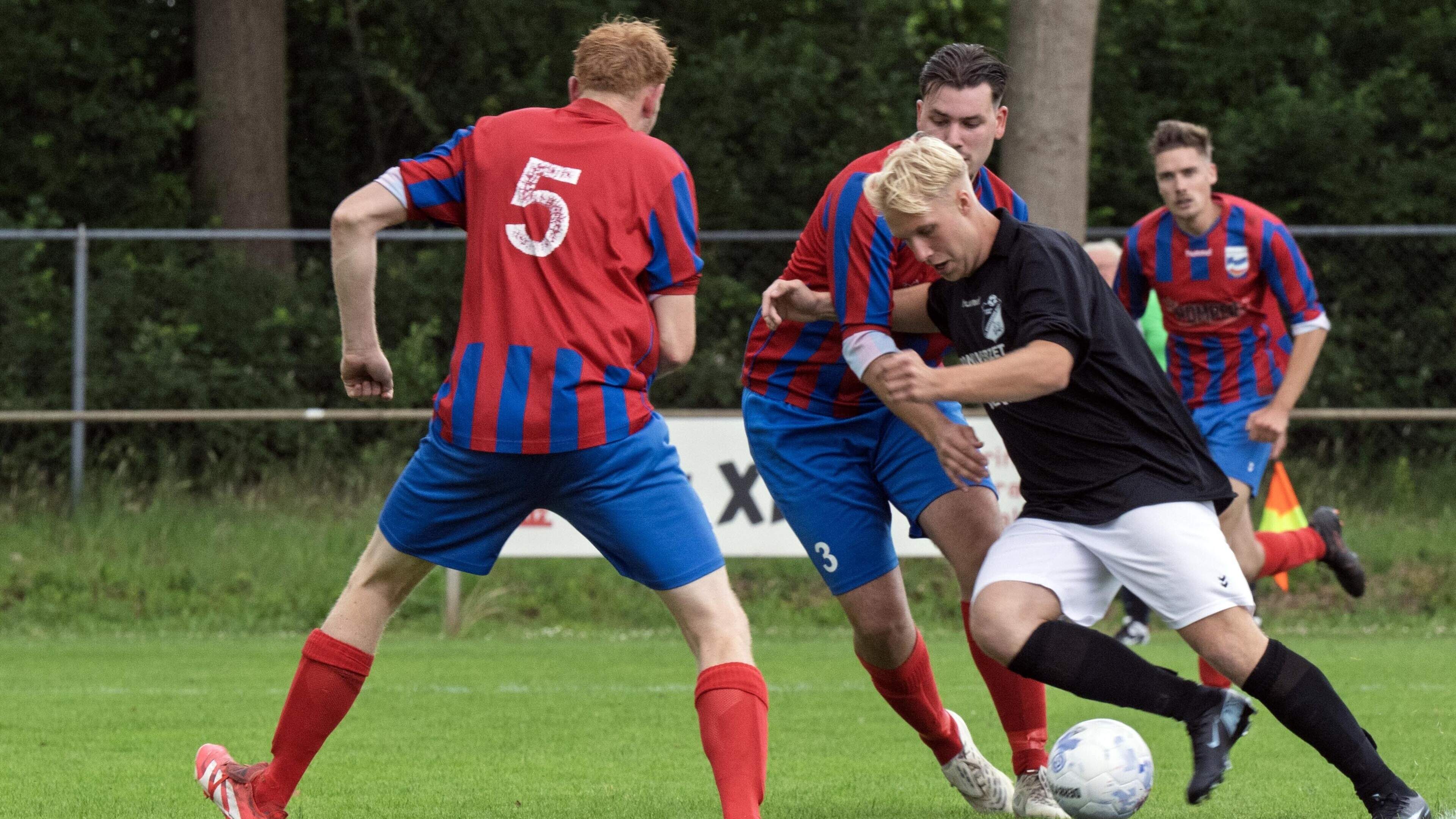 Weiteveense Boys terug naar de vierde klasse en voor HH Combi is het weer ‘net niet’