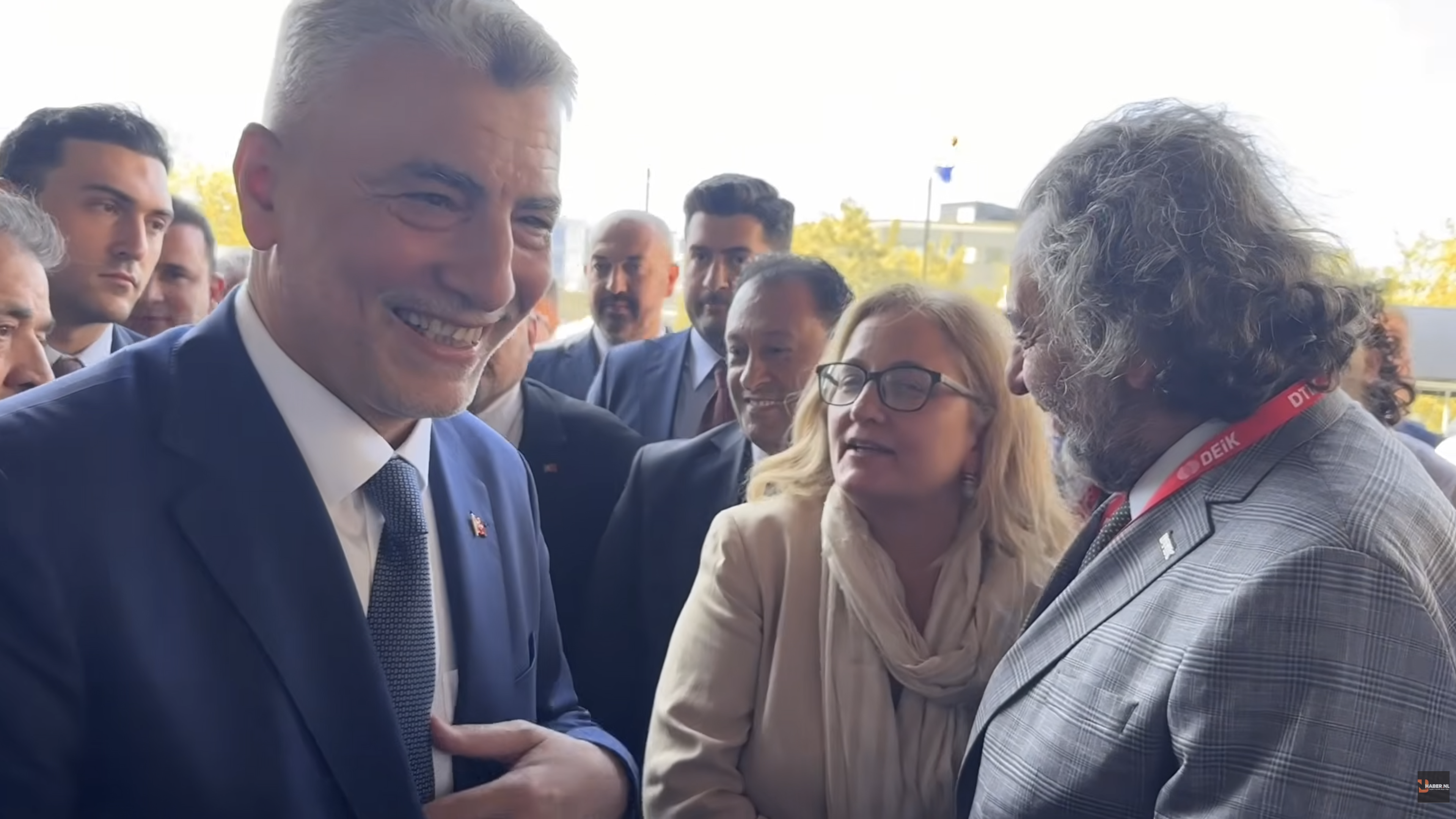 Miljoenenjacht: blijft gewezen zorgbaas Ayhan Tatlicioglu zijn schuldeisers voor?