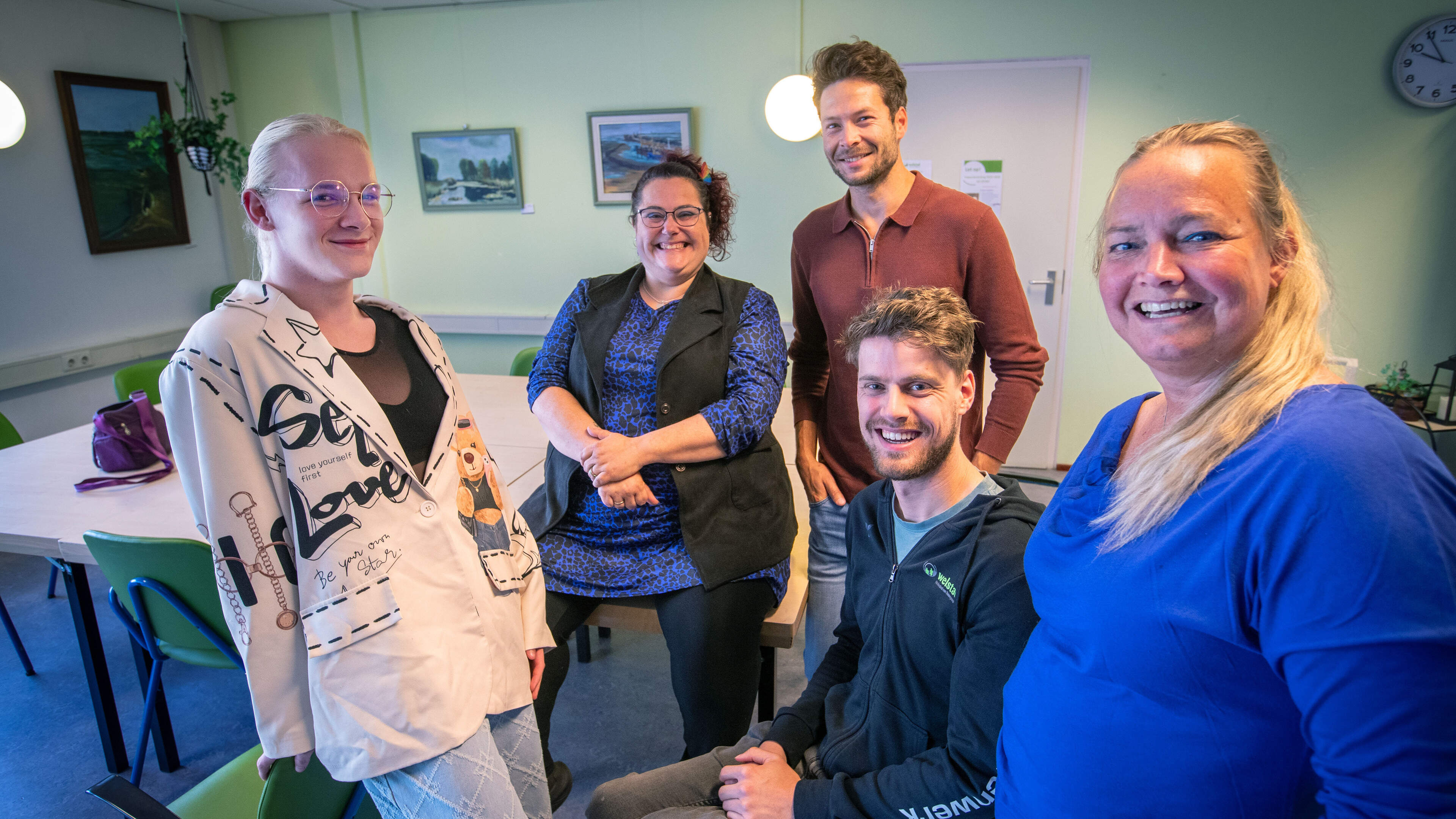 Desiree (42) uit Musselkanaal organiseert allereerste Pride in Stadskanaal. ‘Hoezo zouden we er niet