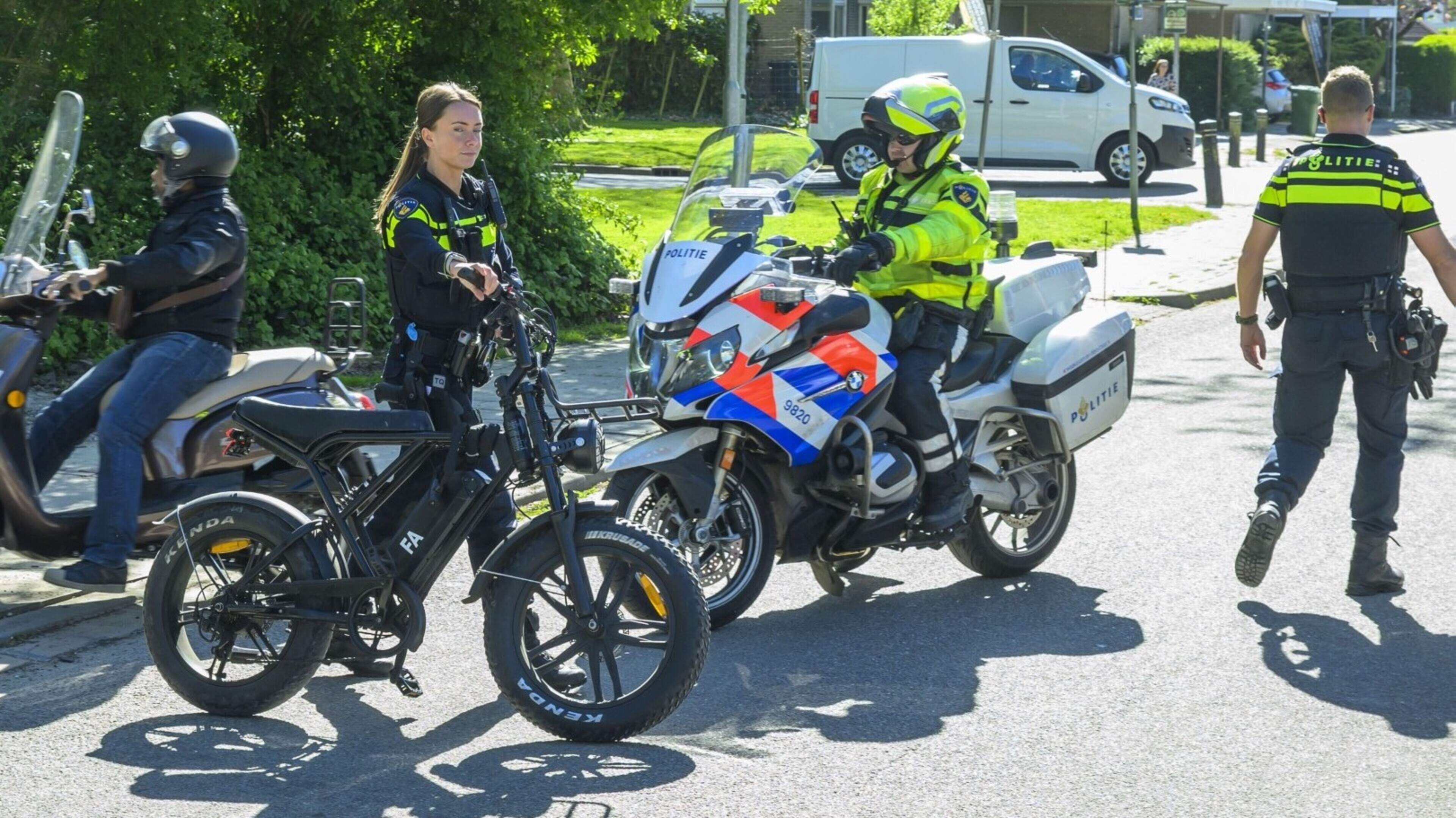 Fatbikes in beslag genomen bij politieactie in overlastwijk Delfzijl