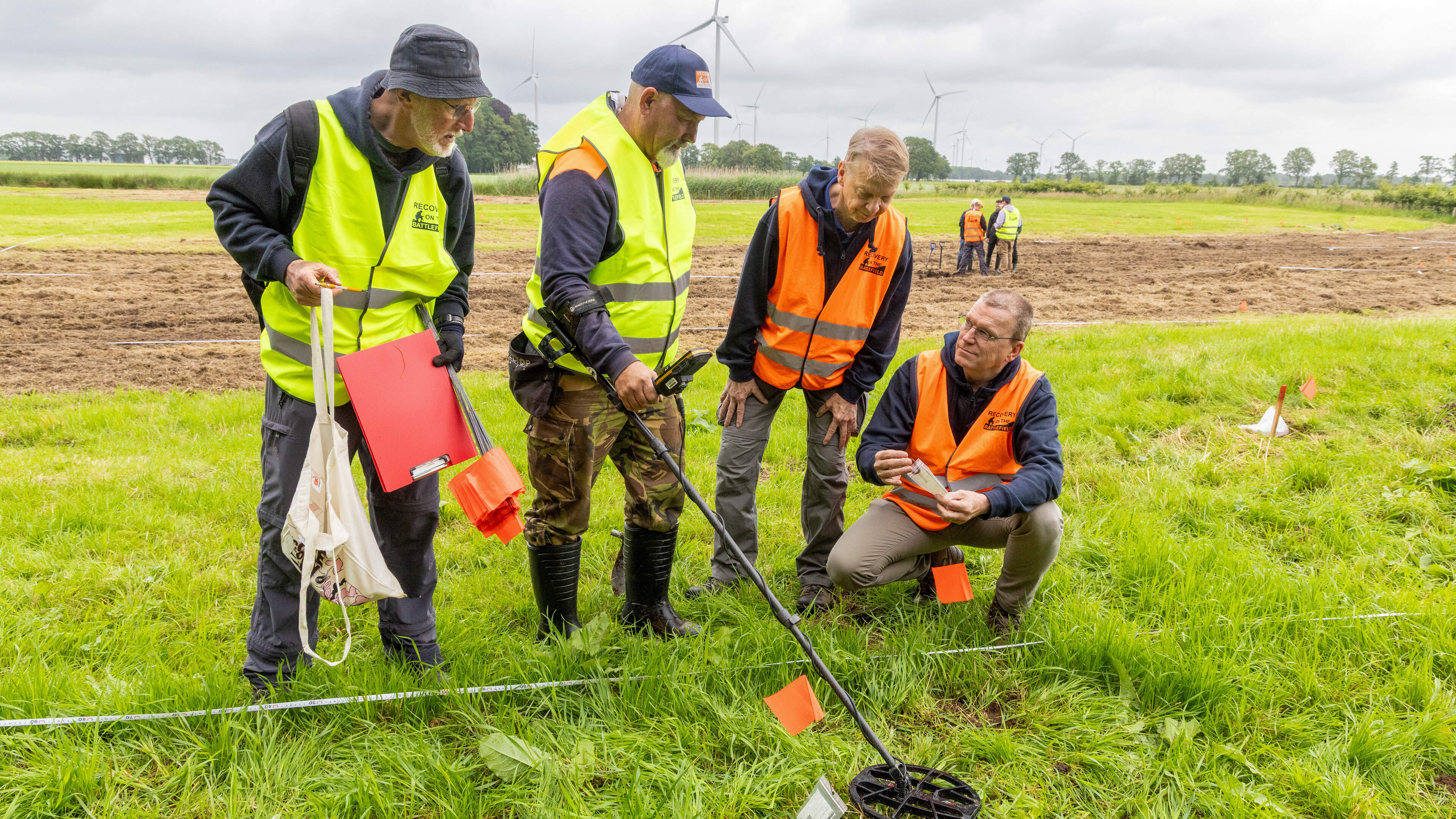 Waarom Dutchbat-veteraan Wim (78) uit Zuidlaren rust vindt bij archeologisch onderzoek