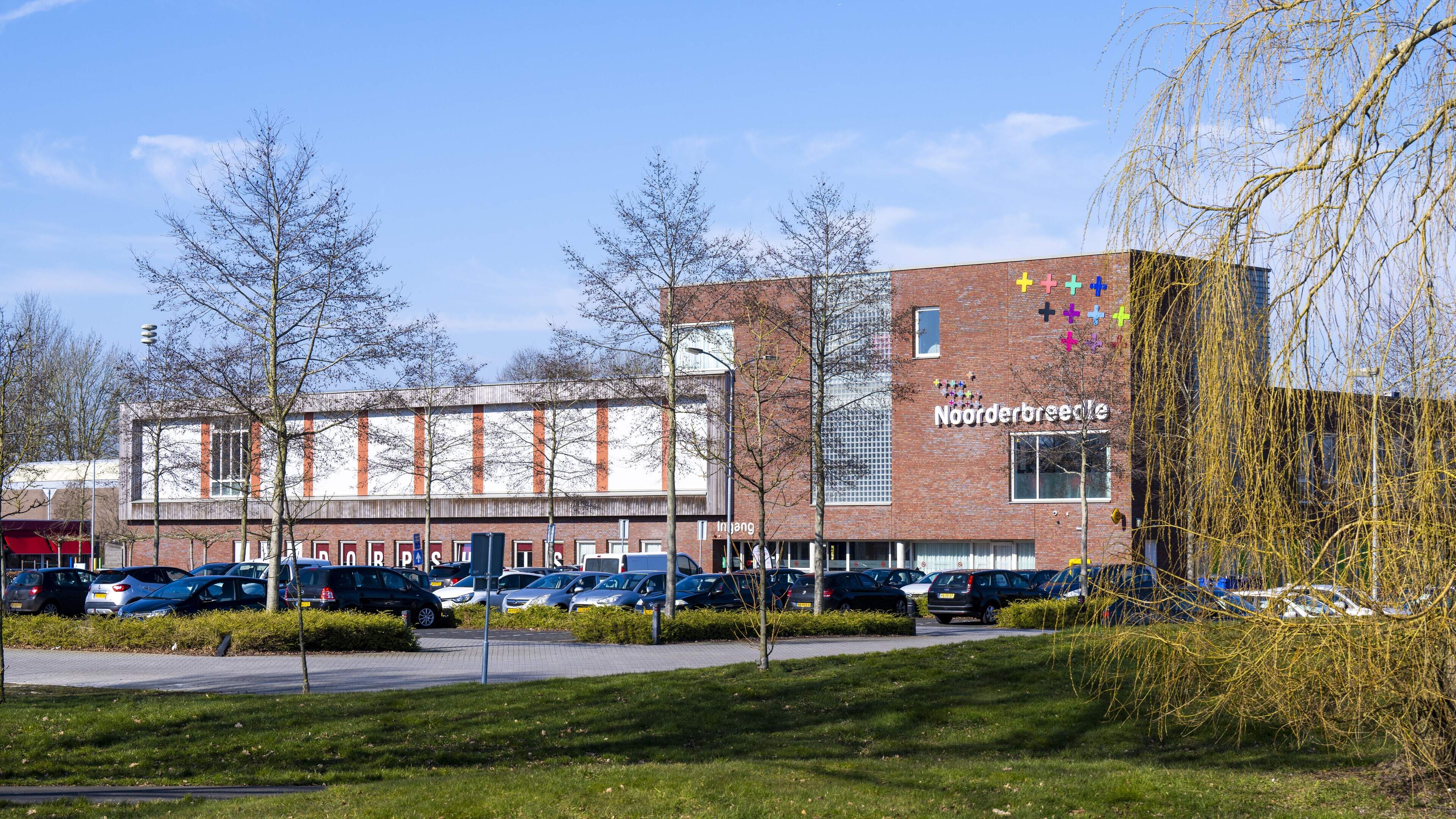 Vuurwerk, vernielingen en pissen tegen de deur: Nieuw-Buinen is overlast groep jongeren beu