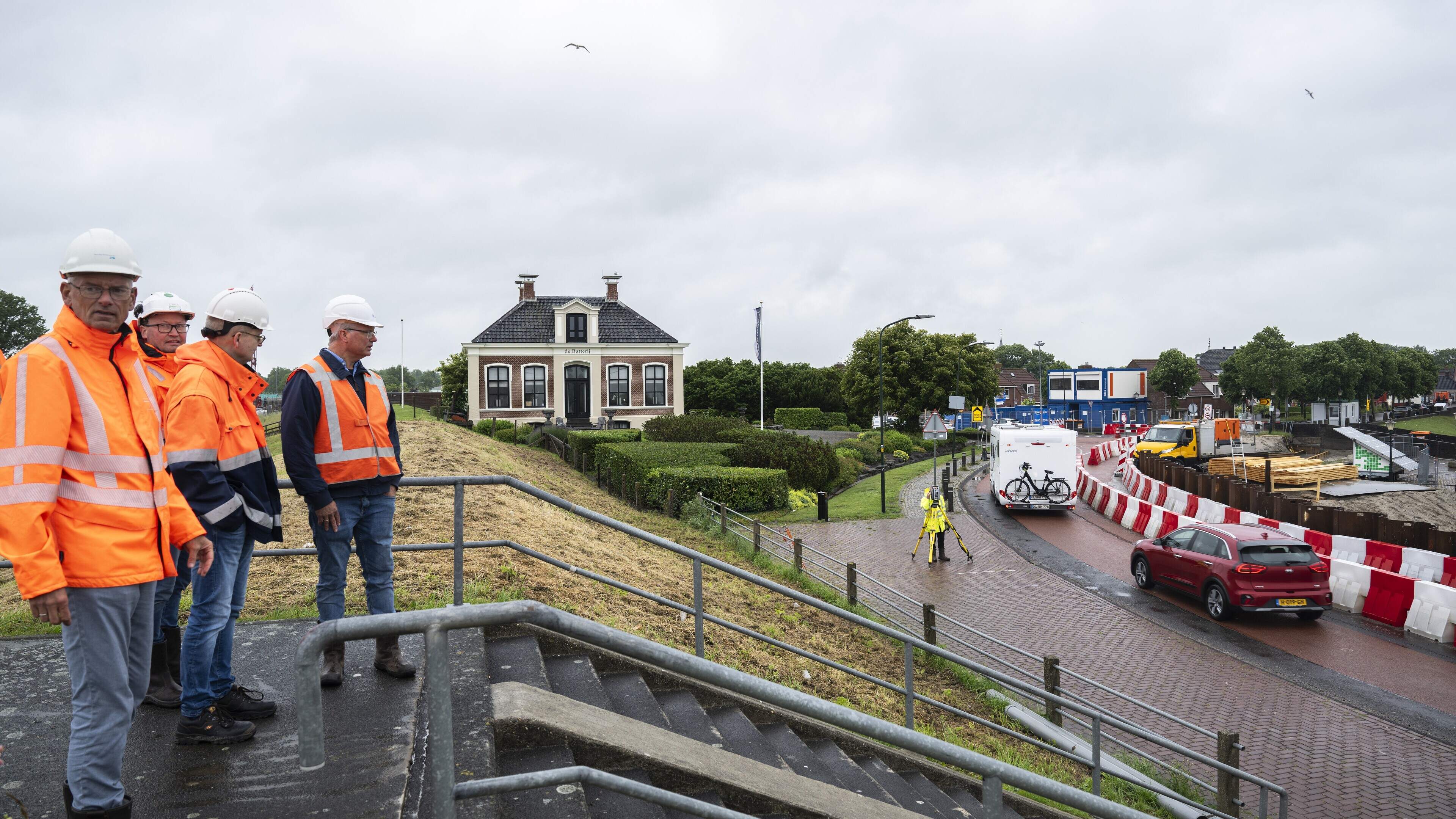 Protest uit Zoutkamp maakt indruk in Staten: provincie zoekt alternatief voor stremming die dorp dri