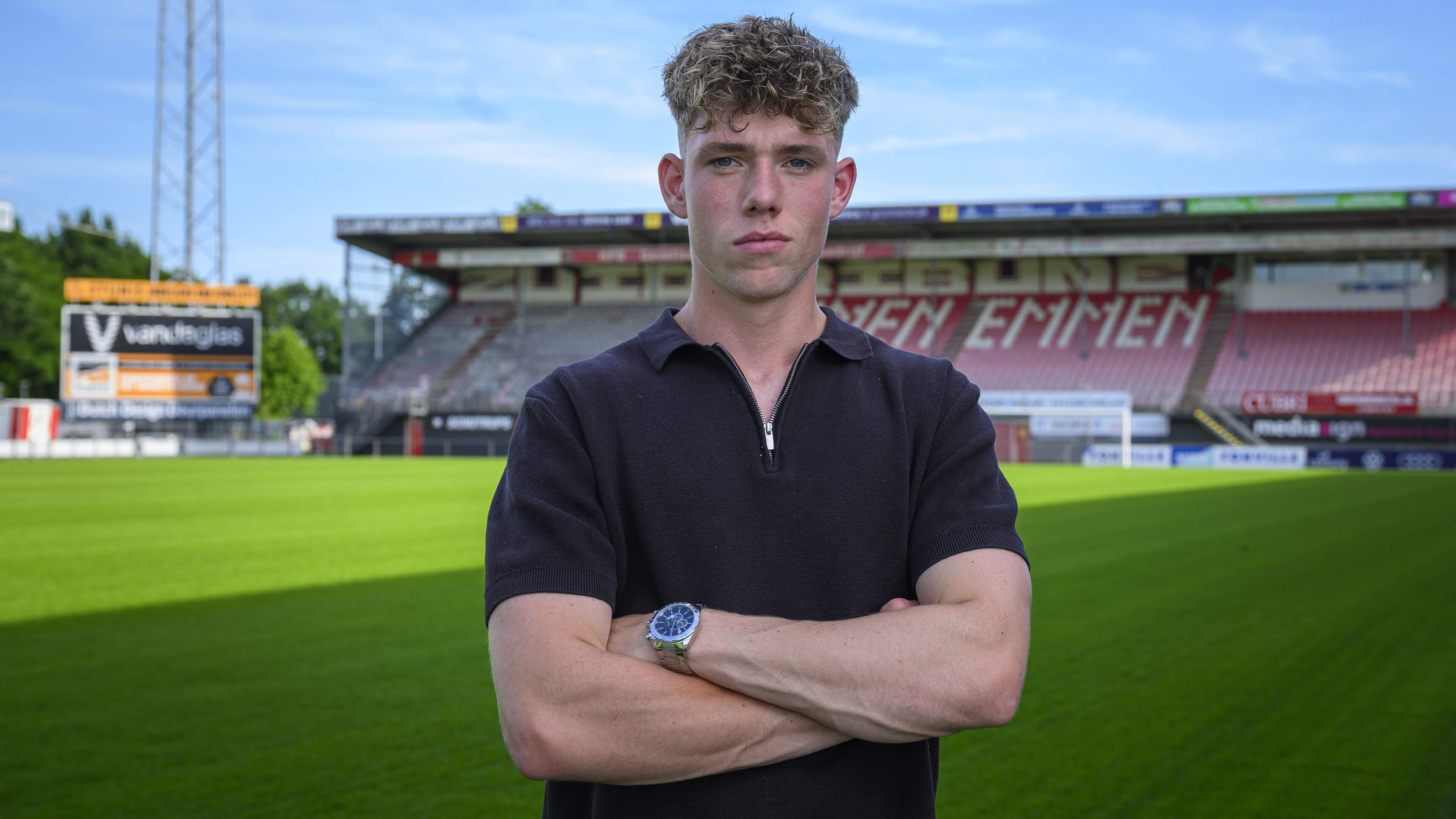Kevin Norder (18) belandde per toeval op doel bij Wildervank en is nu profkeeper bij FC Emmen. ‘Natu