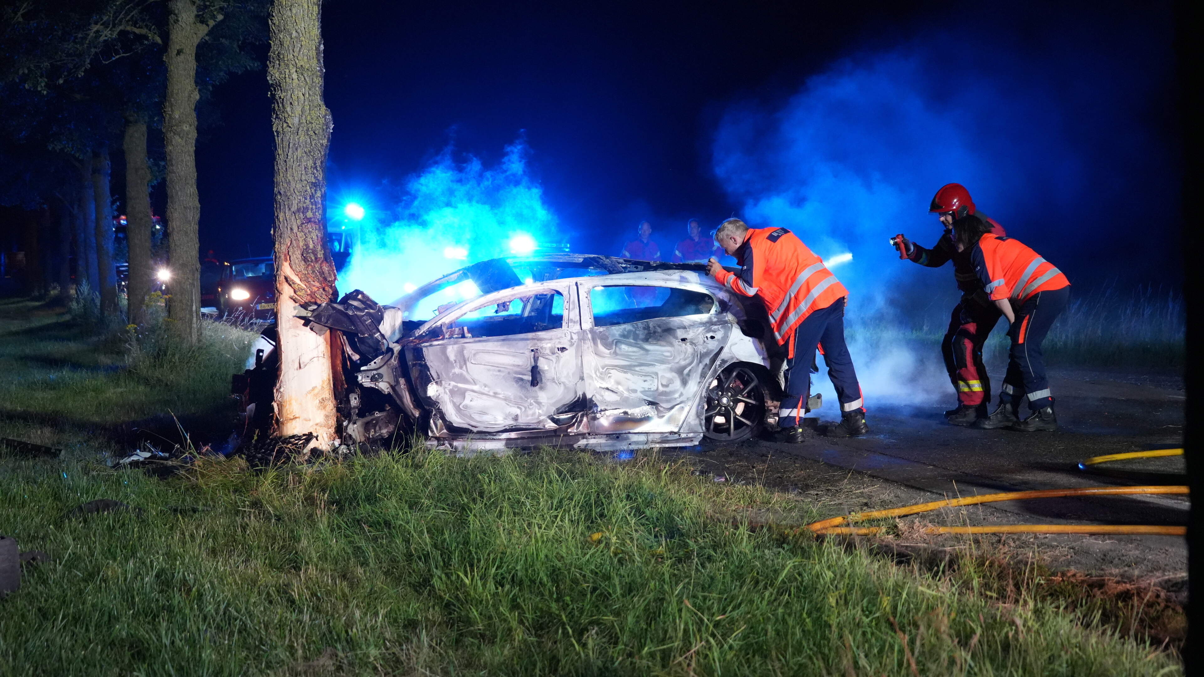 Geschokte reacties na dodelijk ongeluk Den Ham. ’Het is een verraderlijke bocht’
